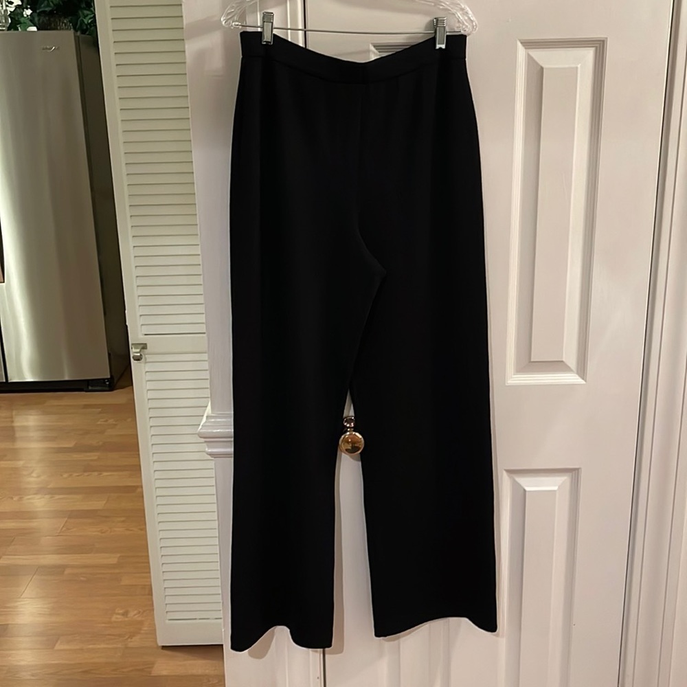 St. John Basics Knit pants